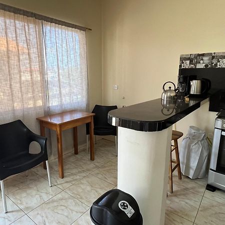 Apartahotel Casa Soleil Puerto Villamil Zimmer foto