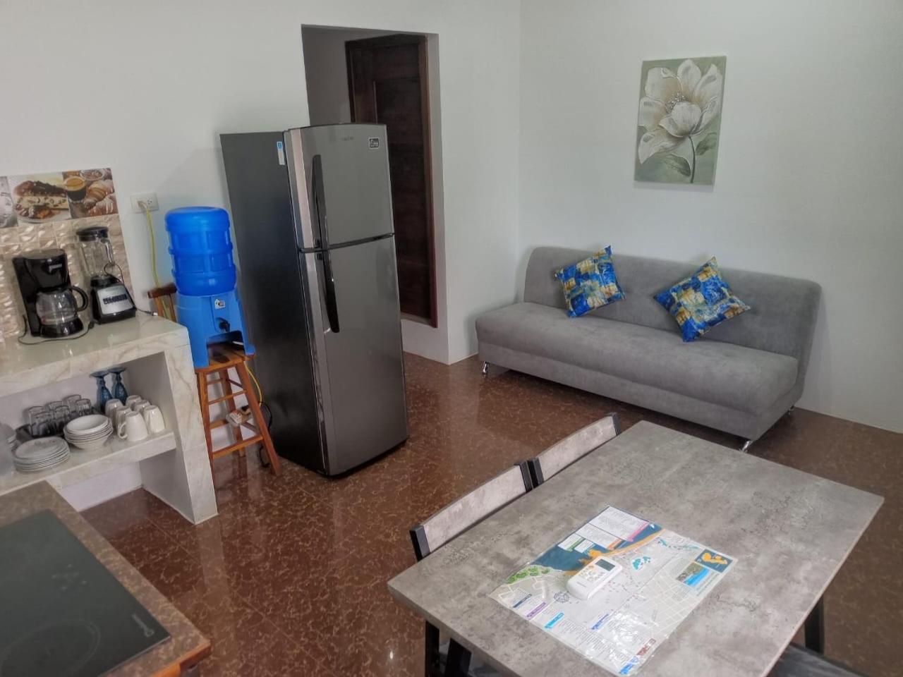 Apartahotel Casa Soleil Puerto Villamil Zimmer foto